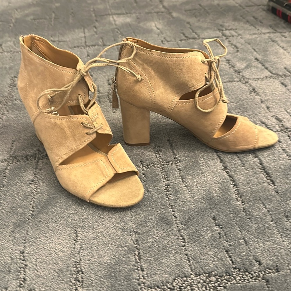 Franco sarto suede open toe booties
Size 8 
3 inch heel never worn